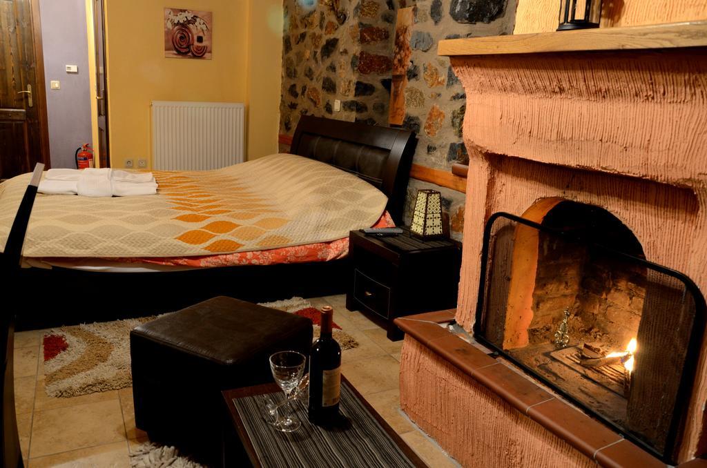 Hotel To Spitiko Agios Athanasios  Zimmer foto